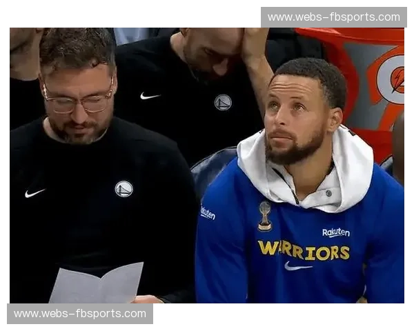 斯蒂芬·库里二月命中率创新高 其无球跑动仍是勇士战术生命线 斯蒂芬·库里二月命中率创新高 其无球跑动仍是勇士战术生命线